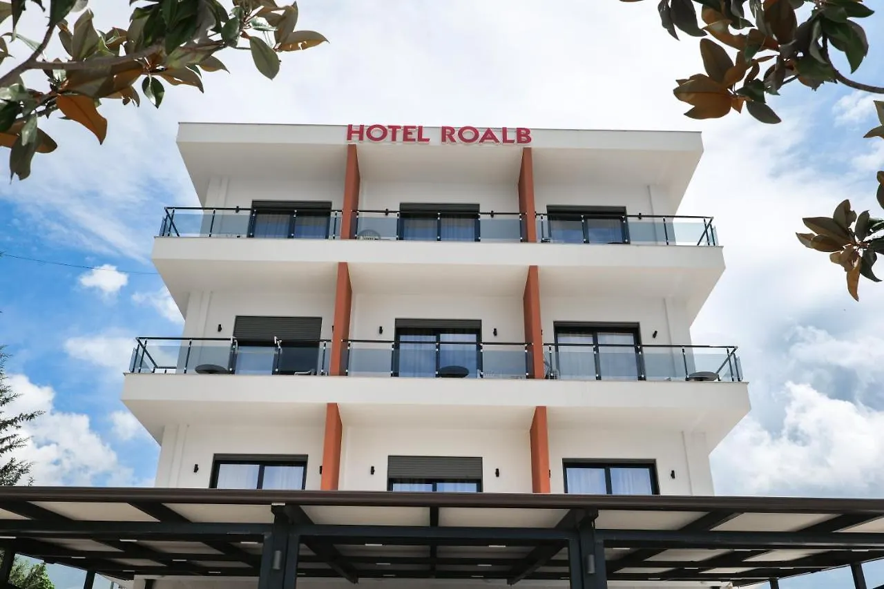 Hotel Roalb Radhimë 4*,