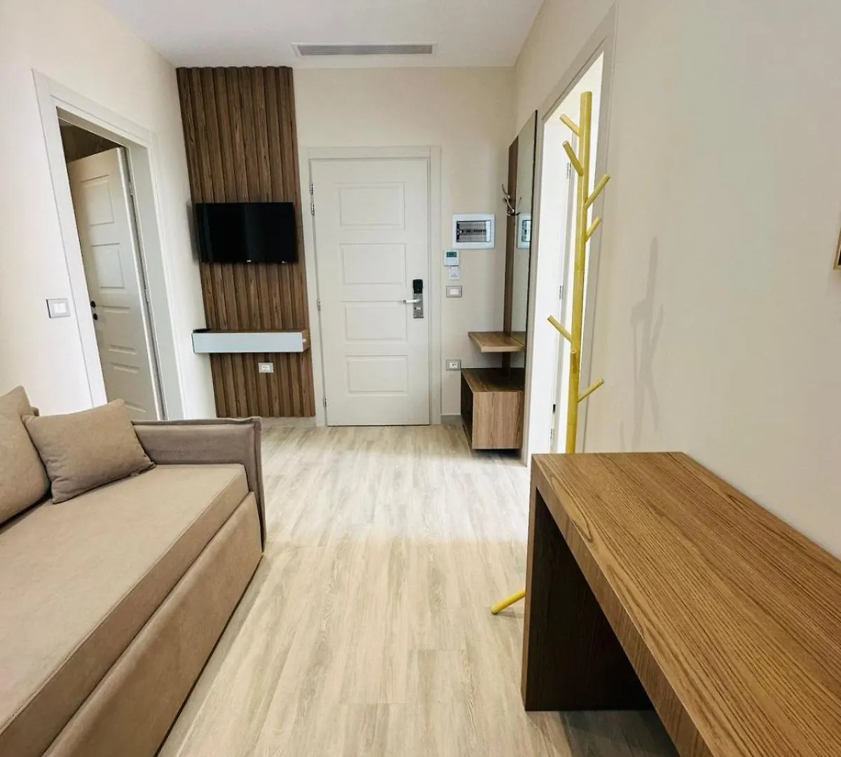 Hotel Roalb Radhimë Albania