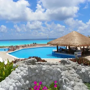 Cancun Beach Aparthotel Brisas Mexico